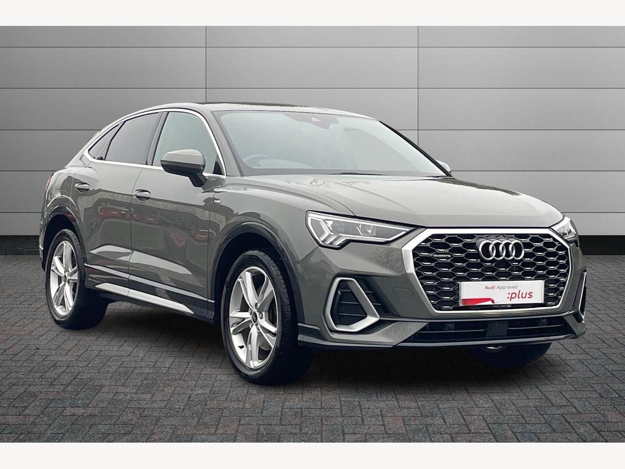 Main listing image - Audi Q3