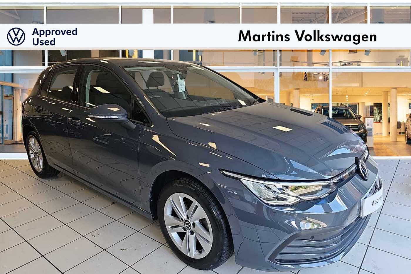 Main listing image - Volkswagen Golf