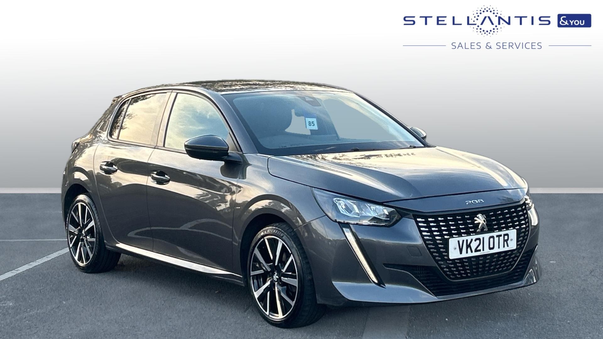 Main listing image - Peugeot 208