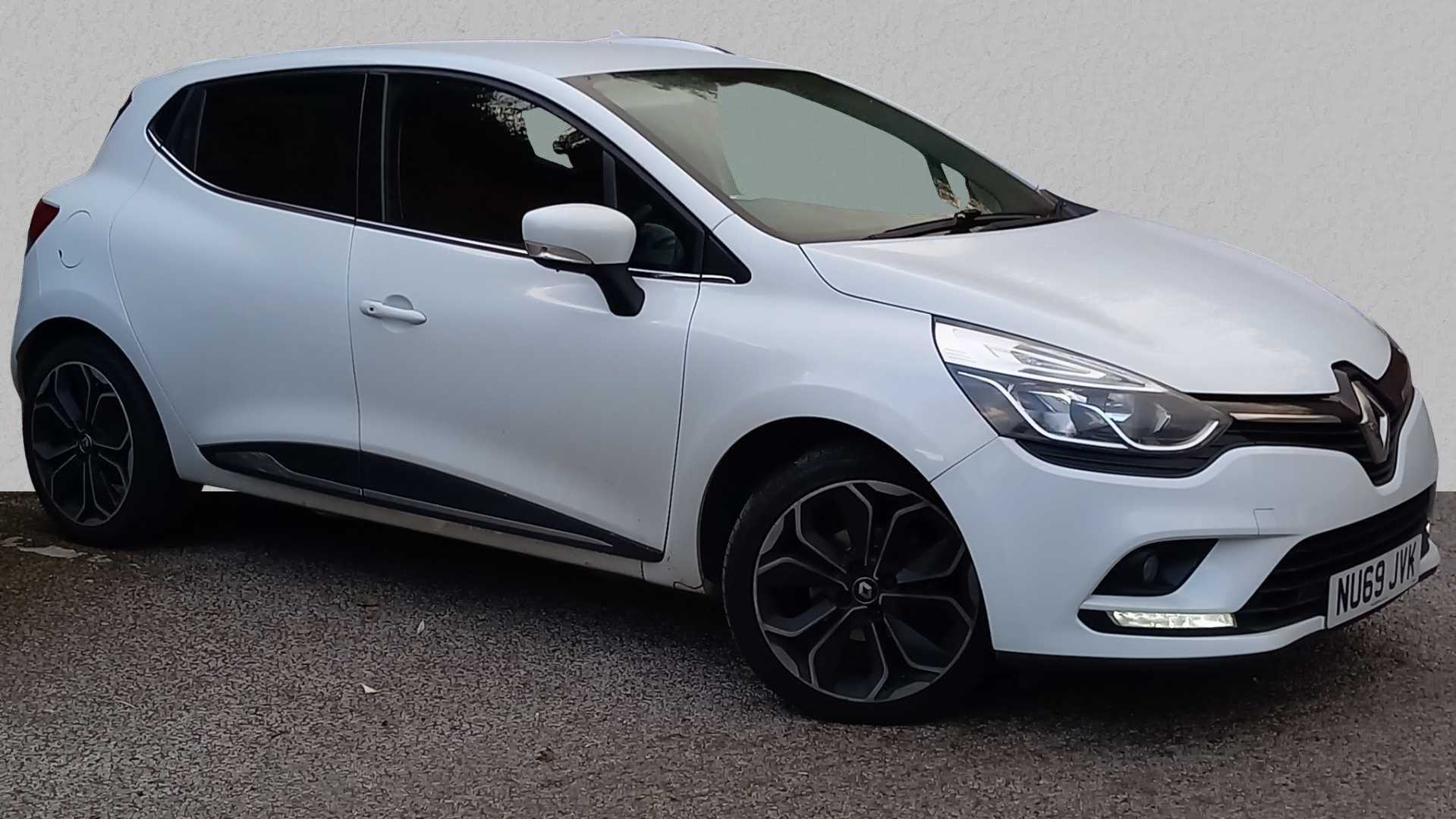 Main listing image - Renault Clio