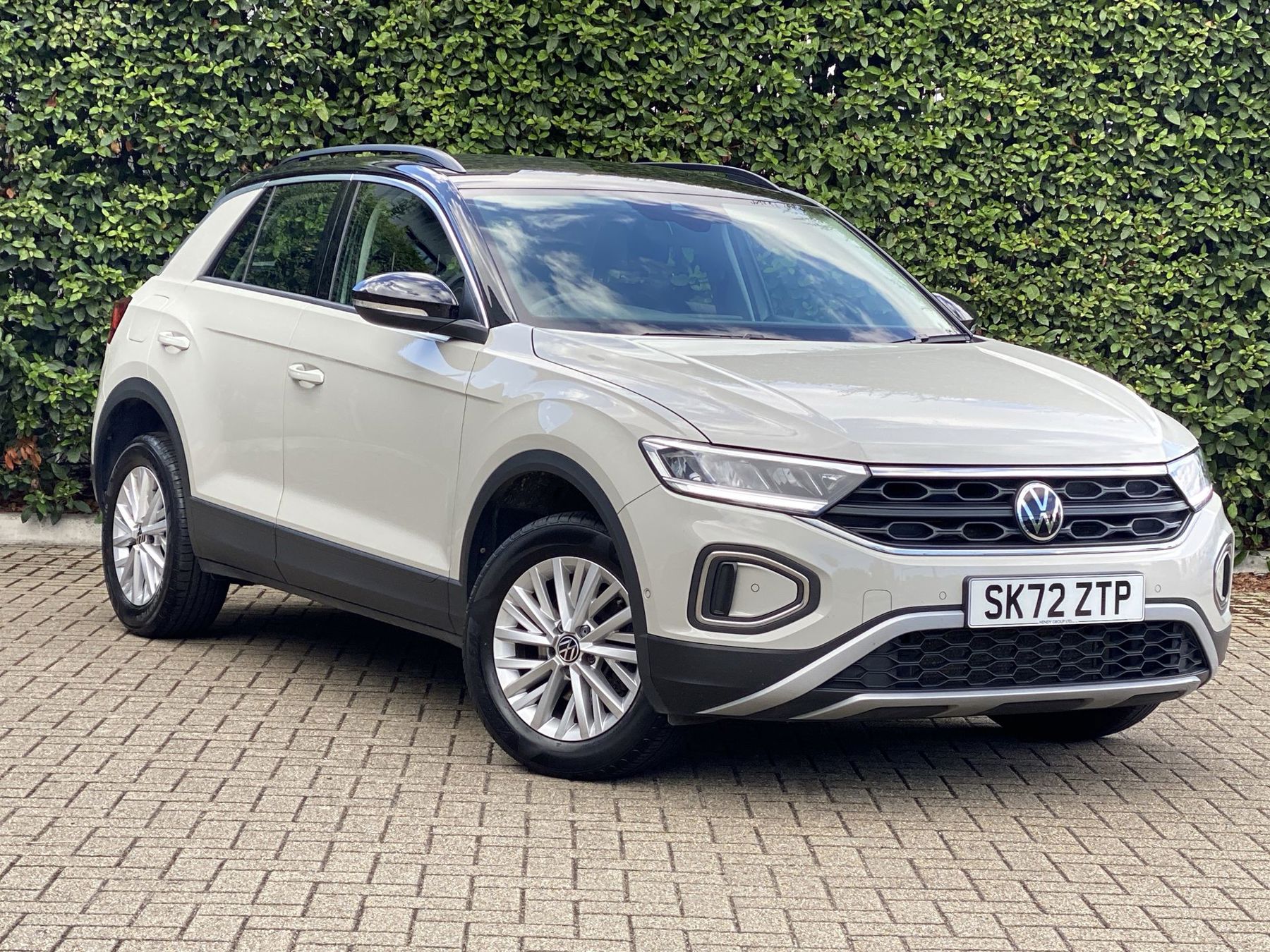 Main listing image - Volkswagen T-Roc