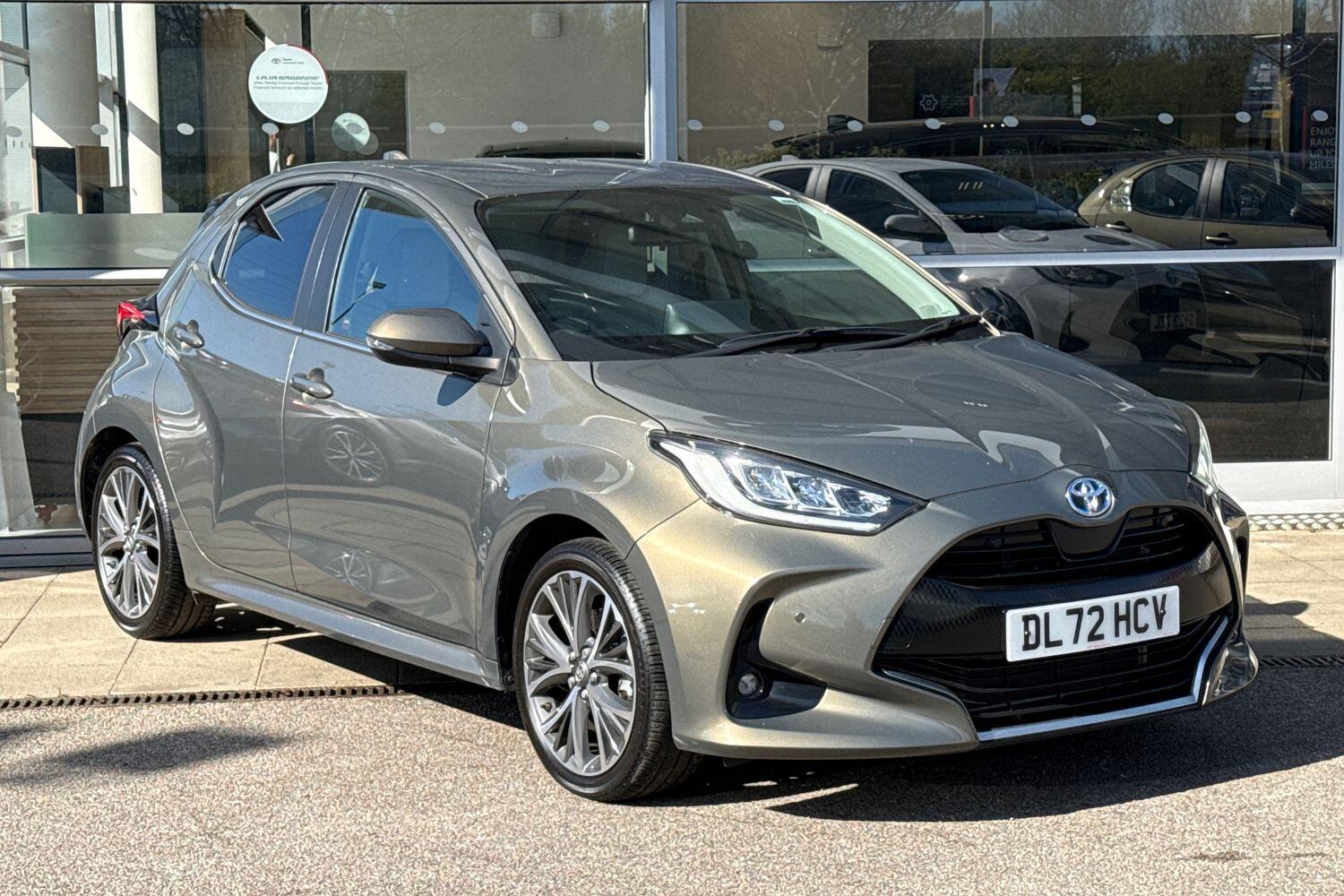 Main listing image - Toyota Yaris