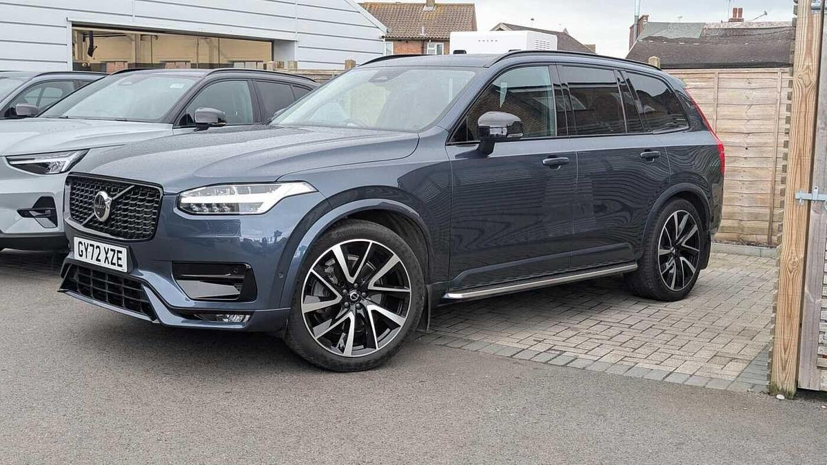 Main listing image - Volvo XC90