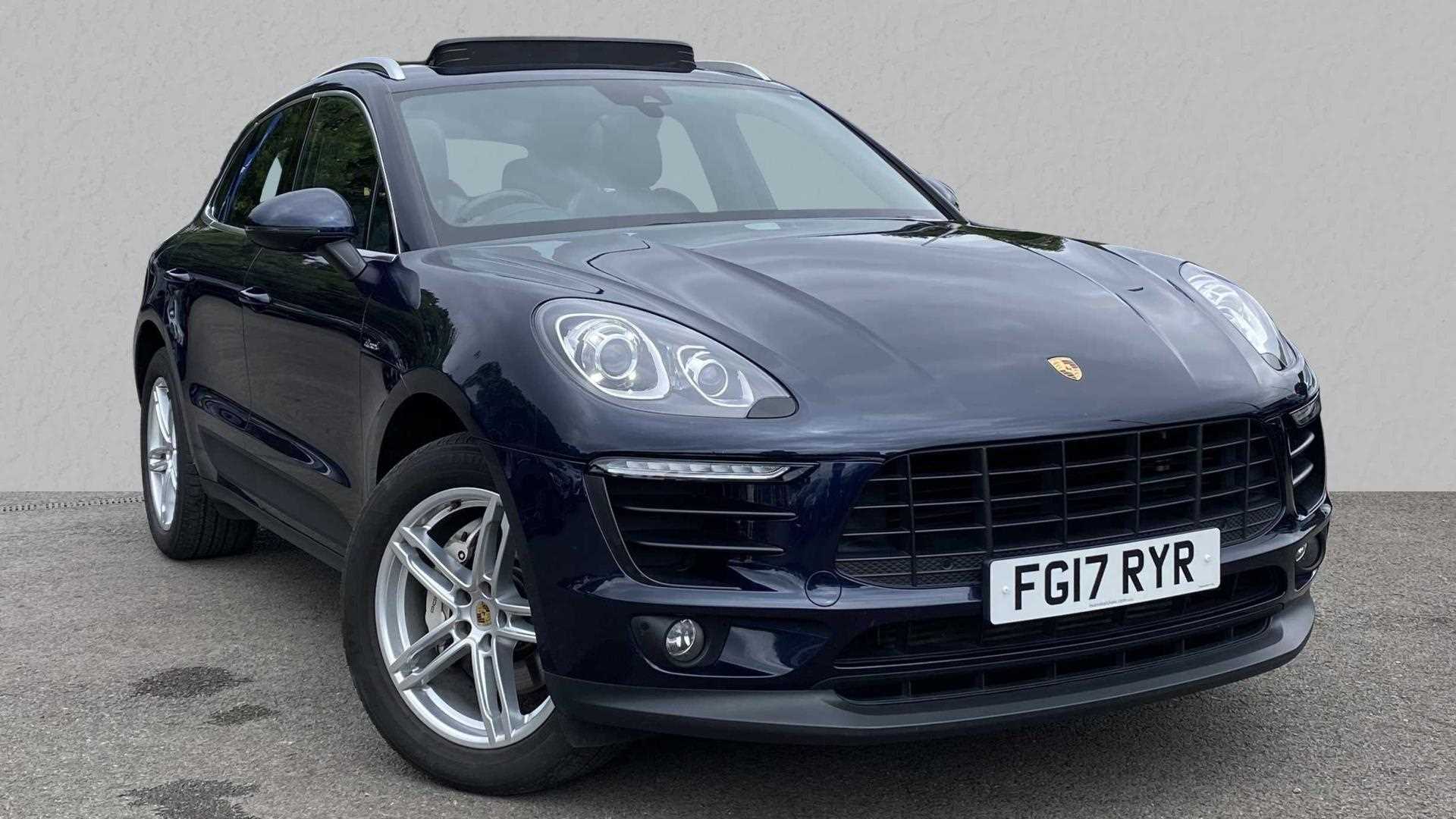 Main listing image - Porsche Macan