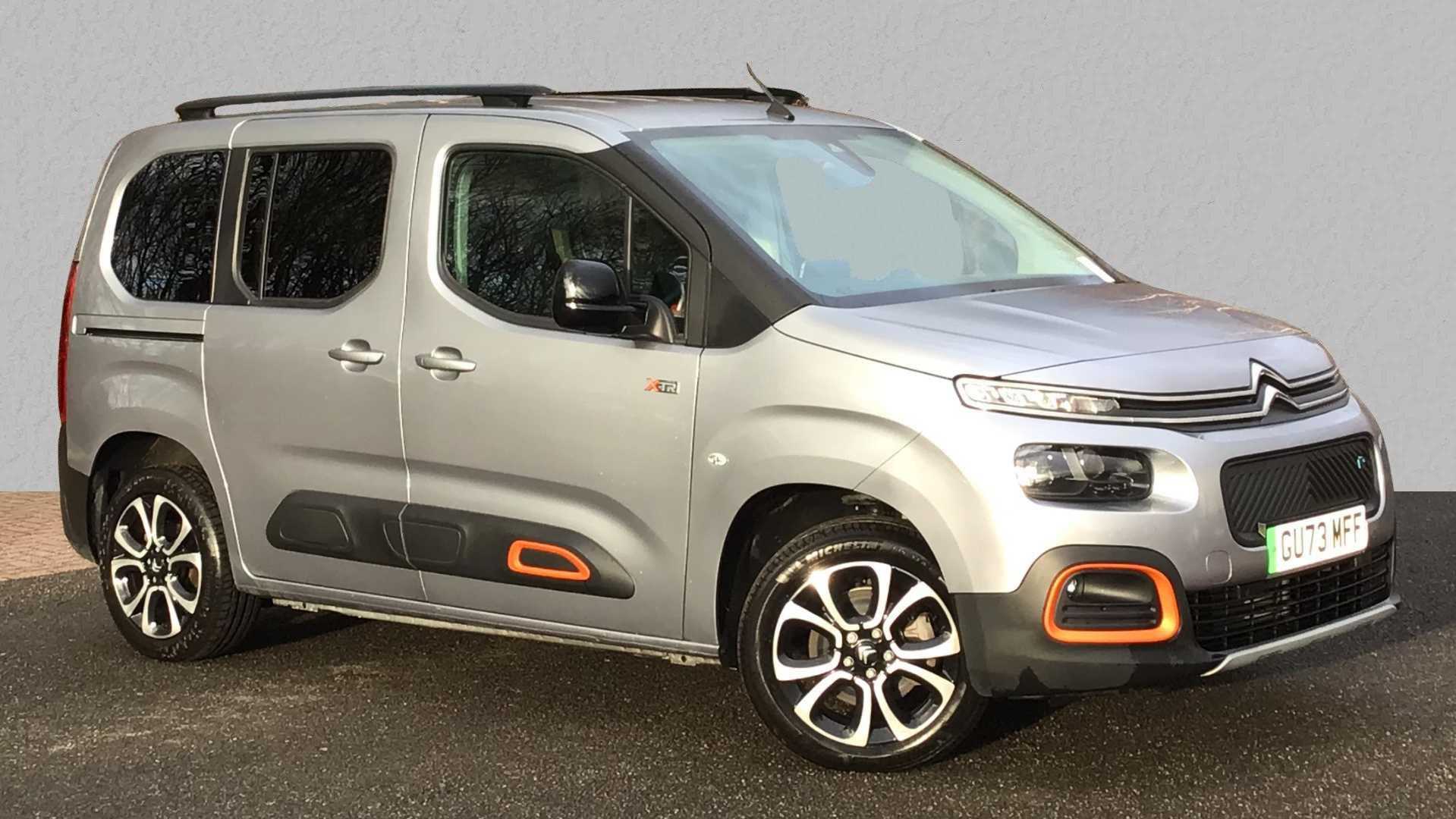 Main listing image - Citroen e-Berlingo