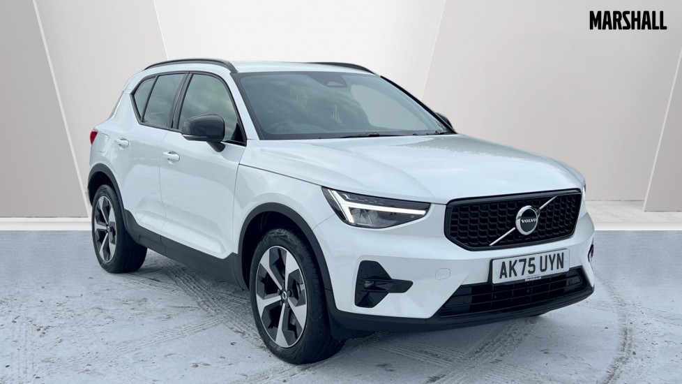 Main listing image - Volvo XC40
