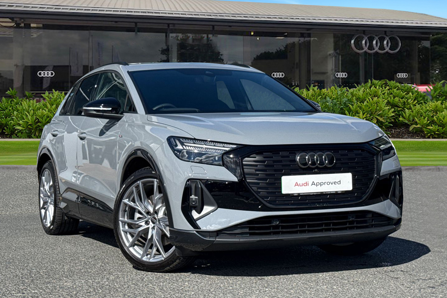 Main listing image - Audi Q4