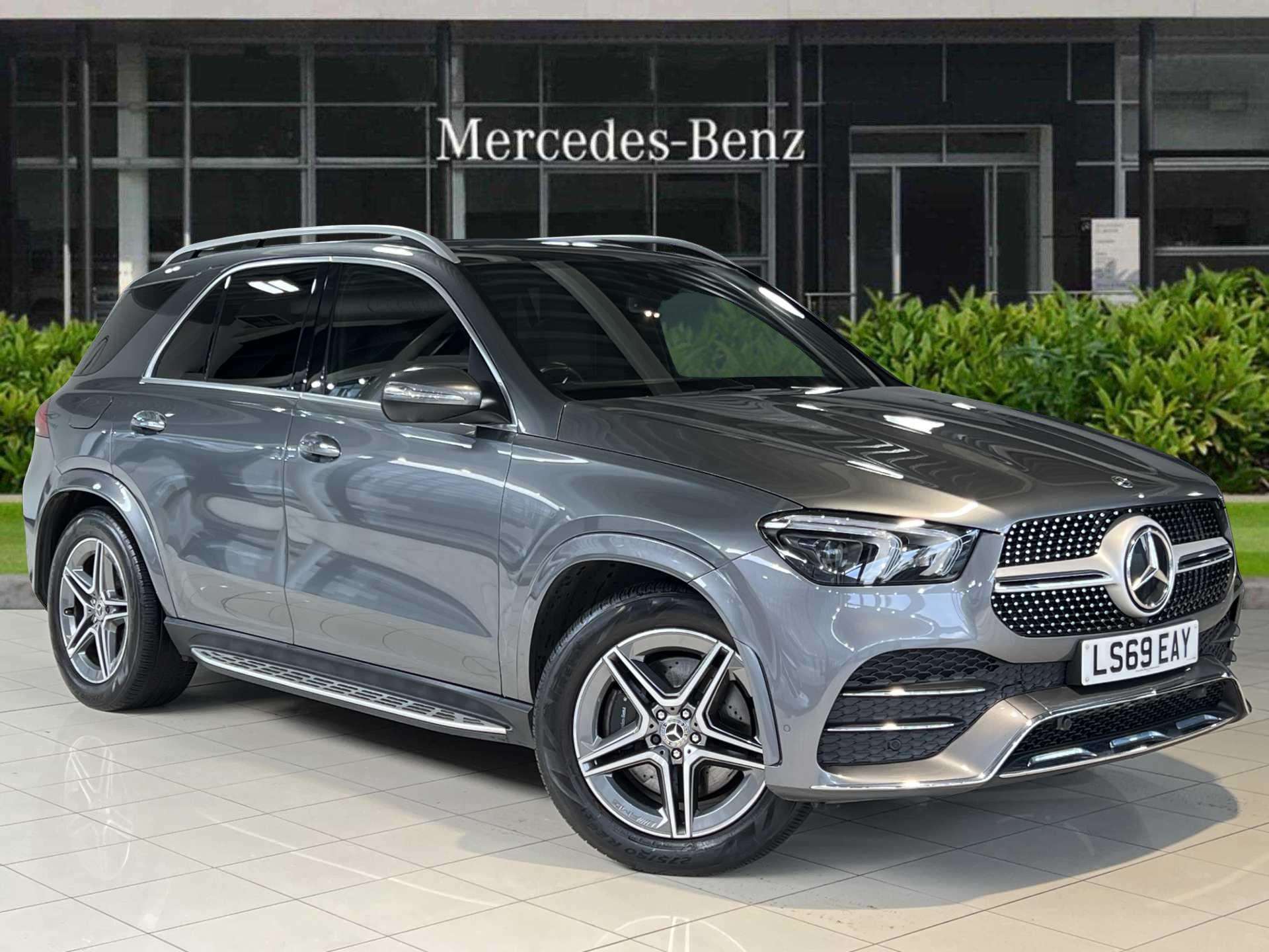 Main listing image - Mercedes-Benz GLE