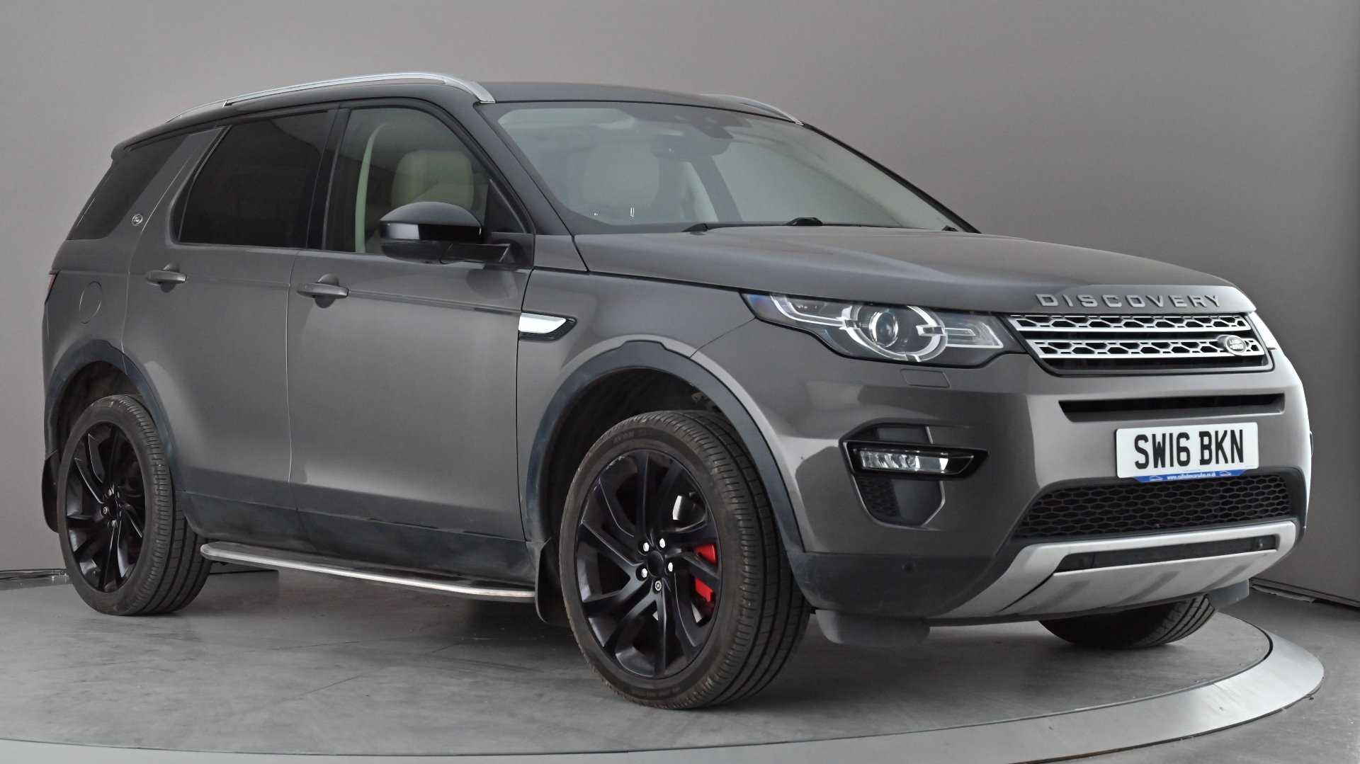 Main listing image - Land Rover Discovery Sport