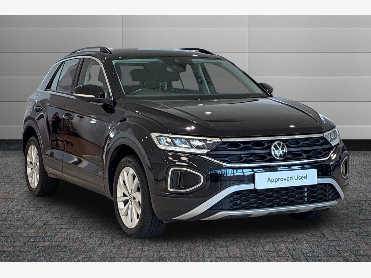 Main listing image - Volkswagen T-Roc