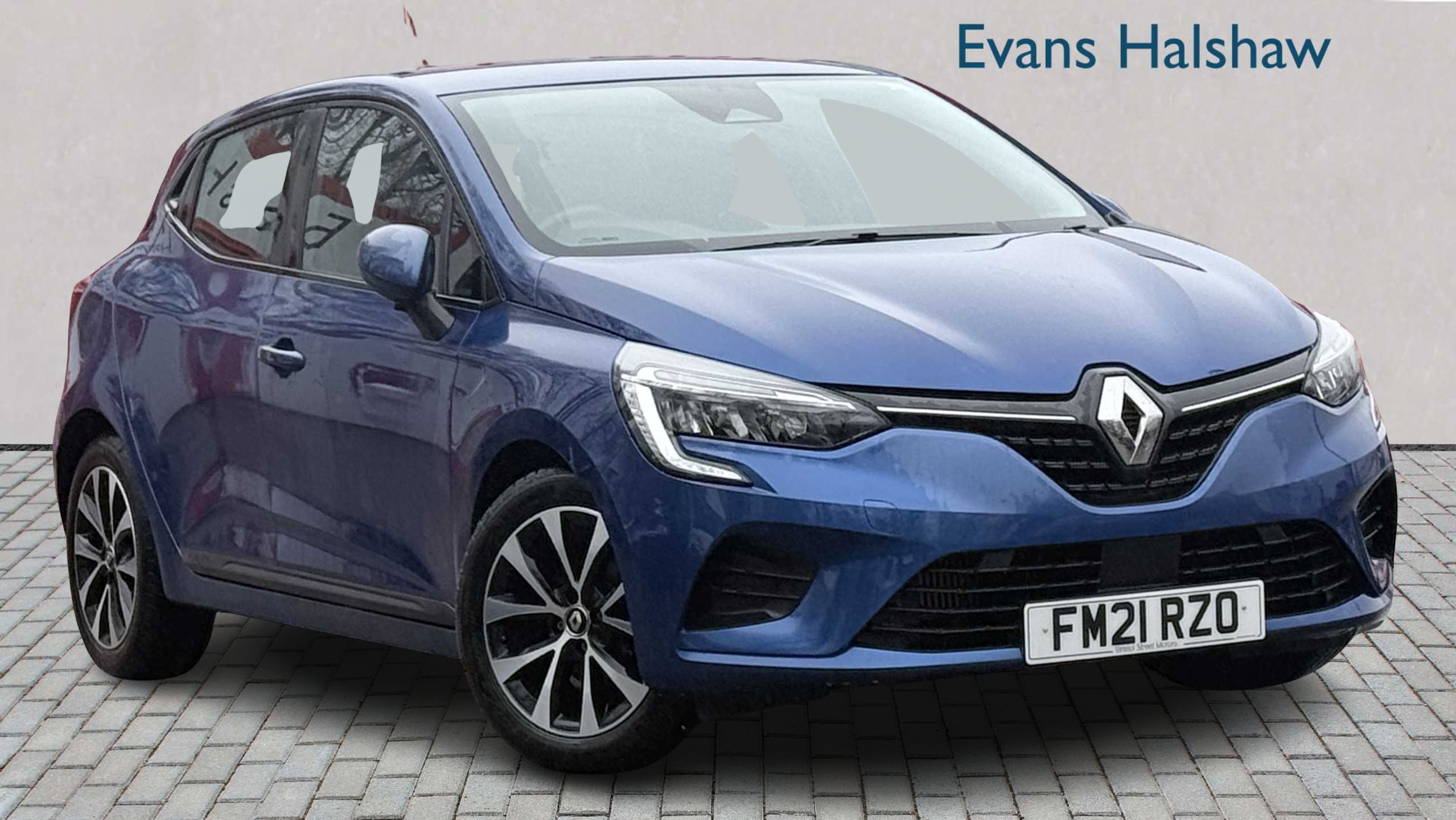Main listing image - Renault Clio
