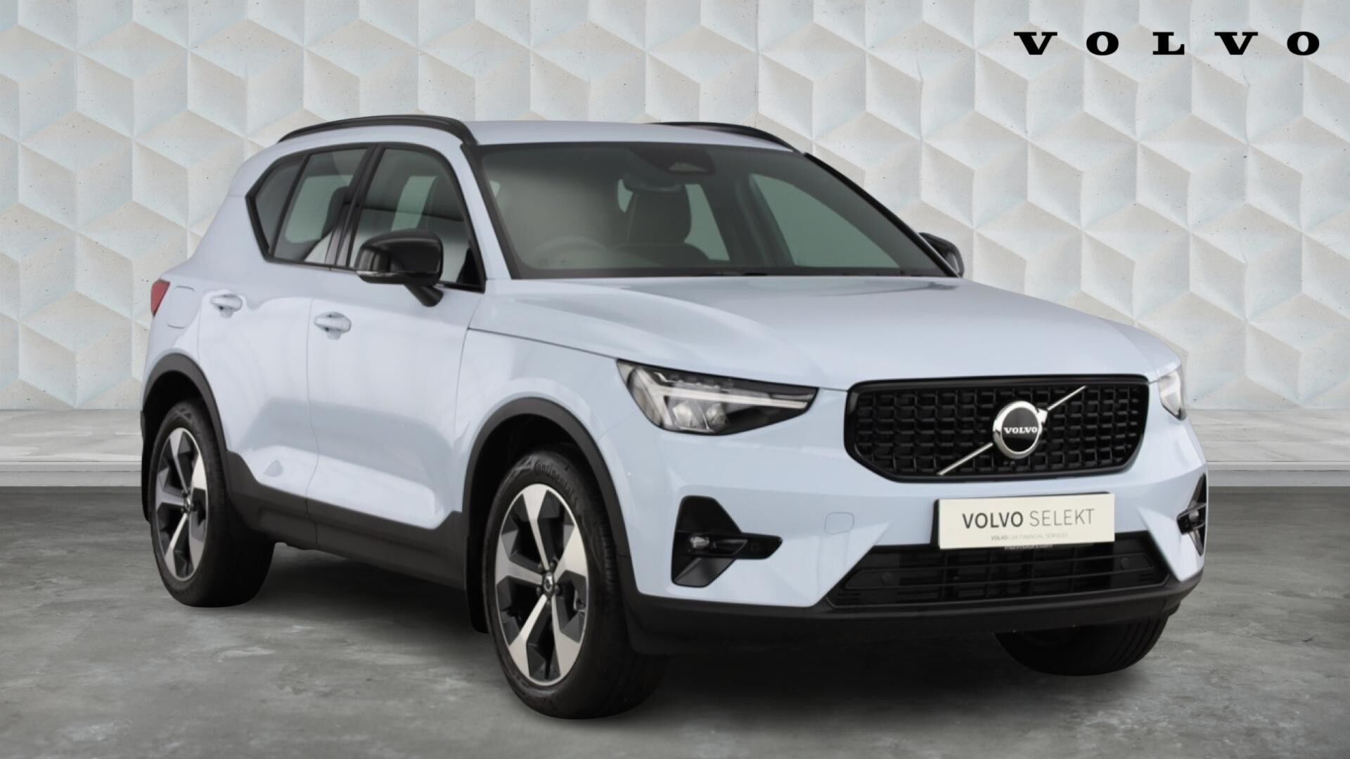 Main listing image - Volvo XC40