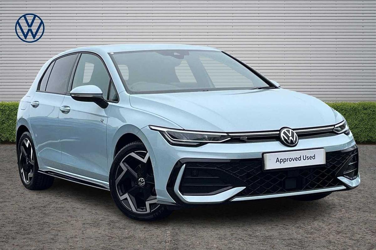 Main listing image - Volkswagen Golf