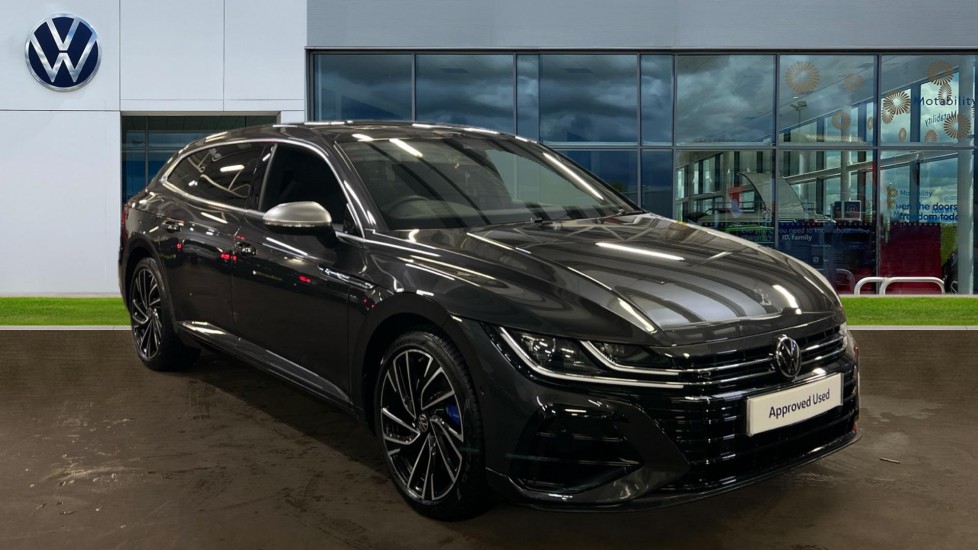 Main listing image - Volkswagen Arteon Shooting Brake