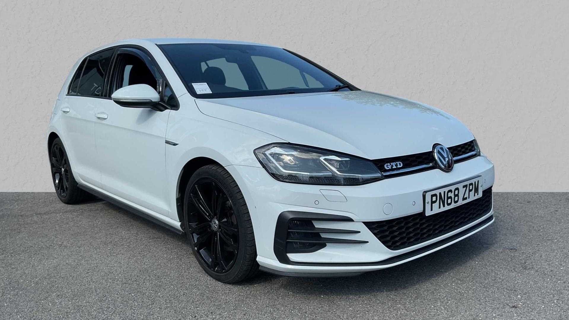 Main listing image - Volkswagen Golf