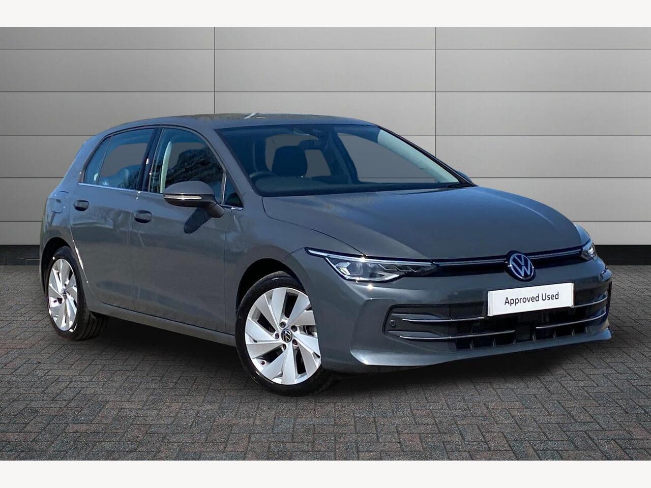 Main listing image - Volkswagen Golf