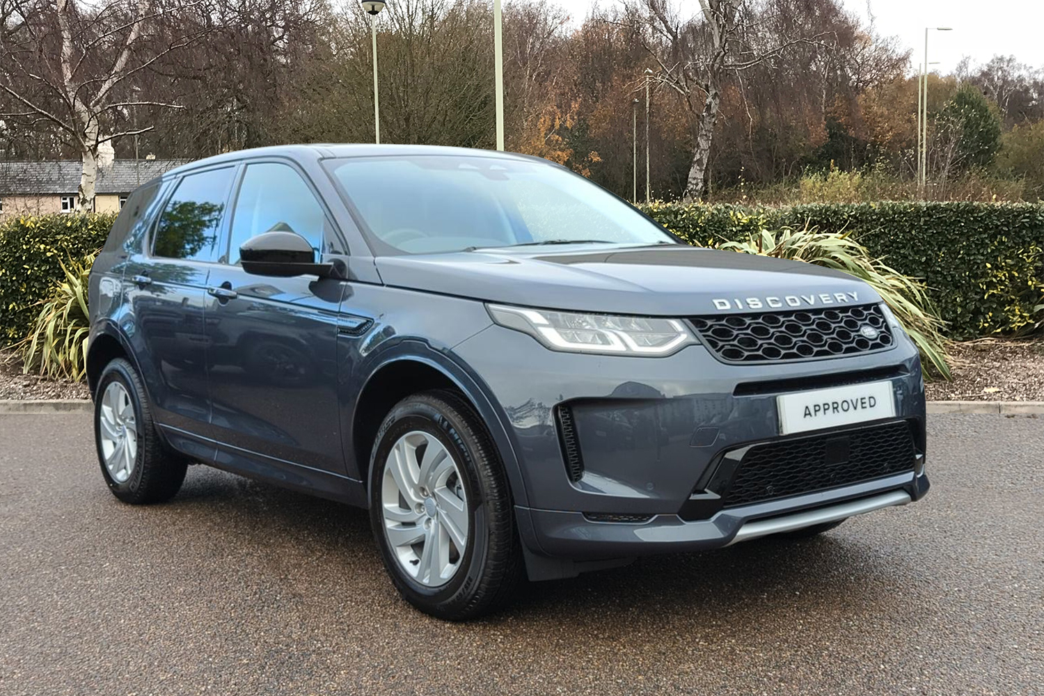 Main listing image - Land Rover Discovery Sport