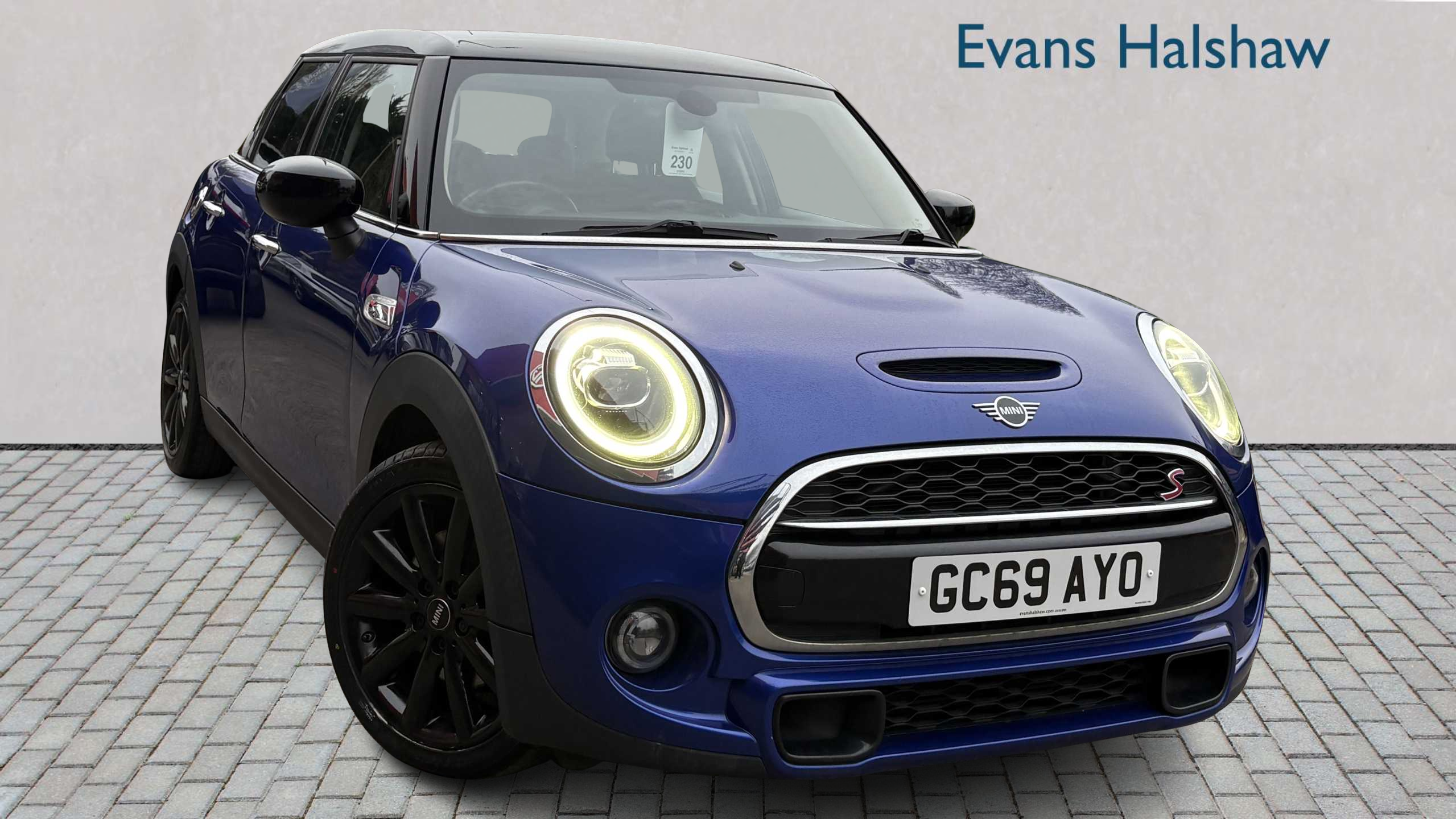Main listing image - MINI Hatchback 5dr