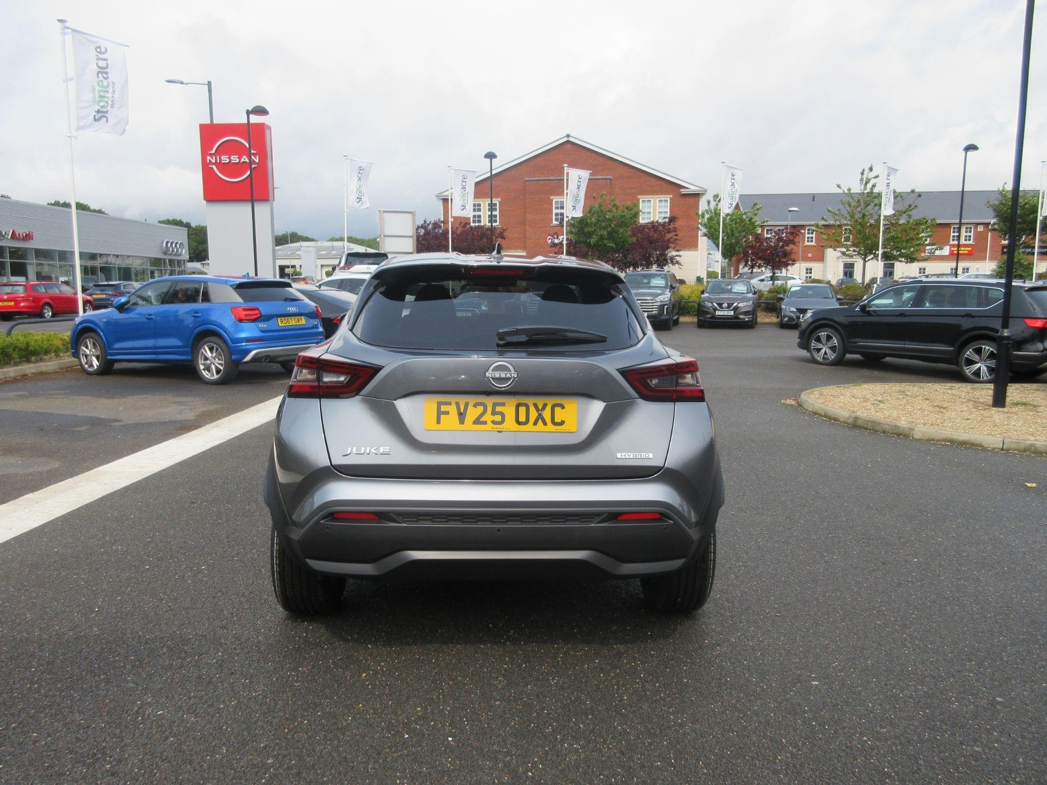 Main listing image - Nissan Juke