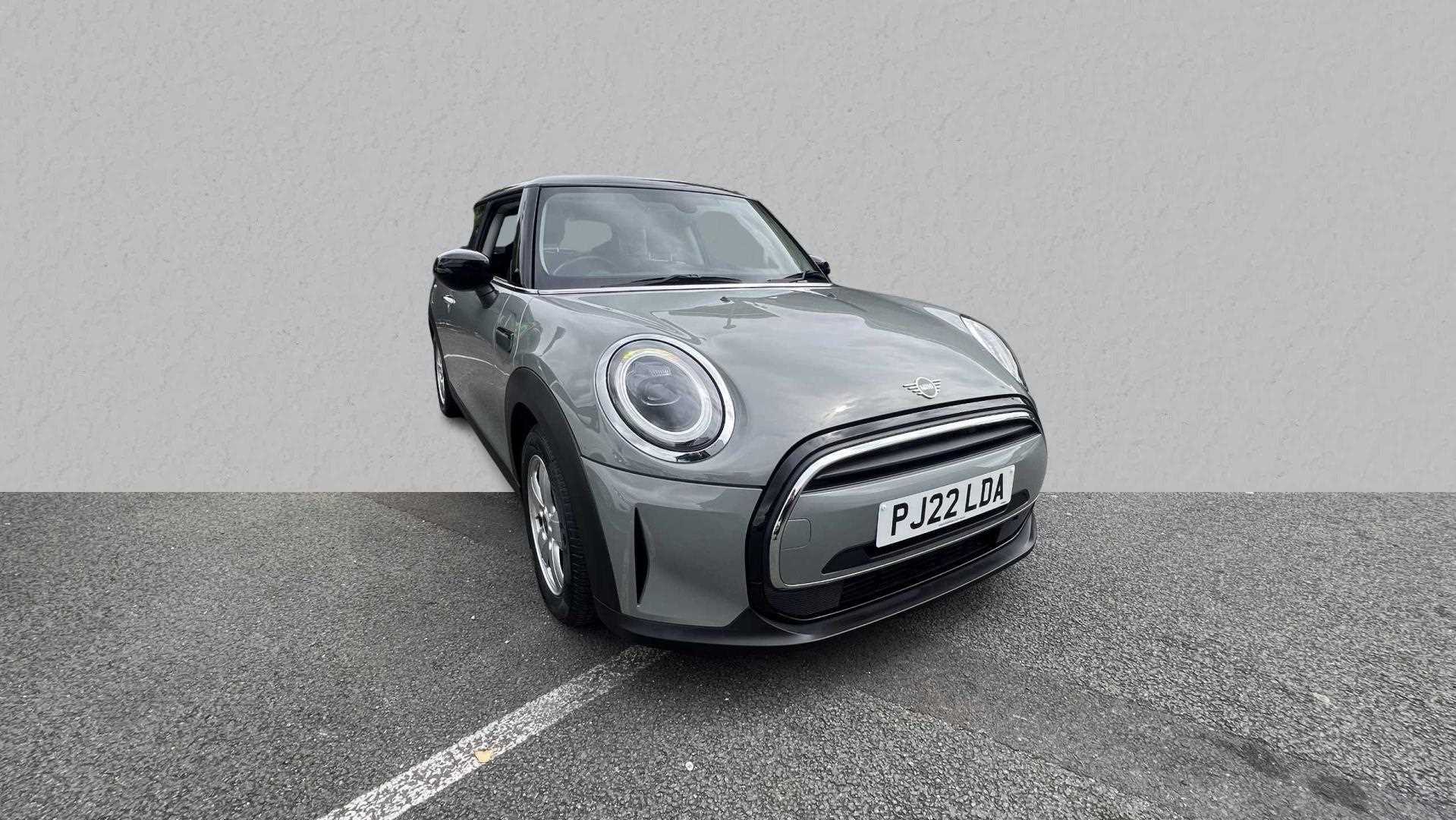 Main listing image - MINI Hatchback