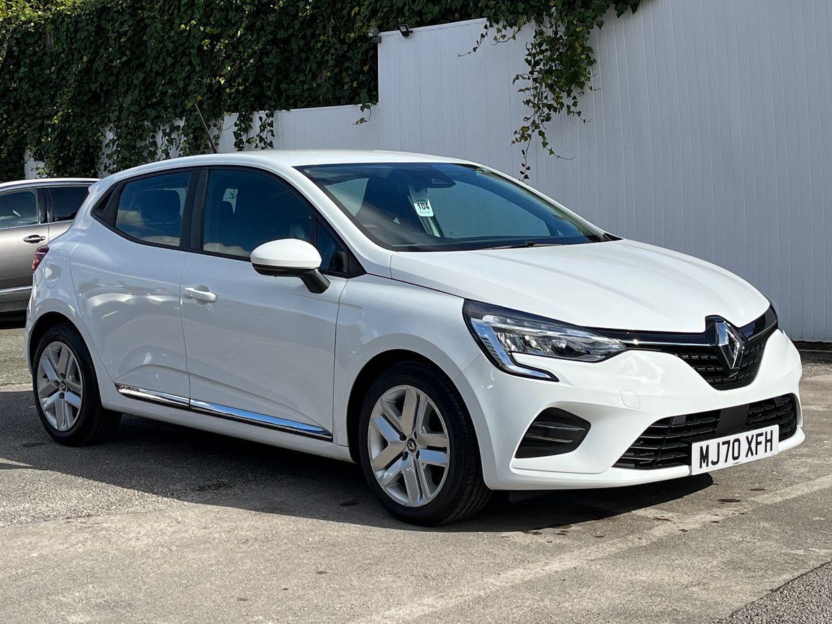 Main listing image - Renault Clio