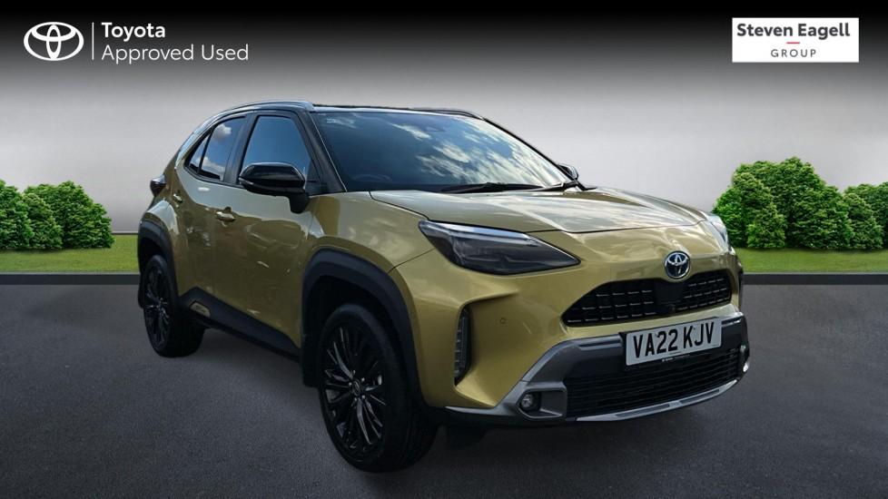 Main listing image - Toyota Yaris Cross