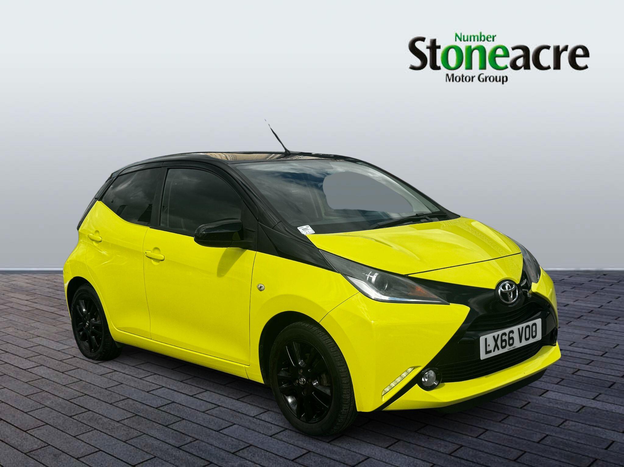 Main listing image - Toyota Aygo