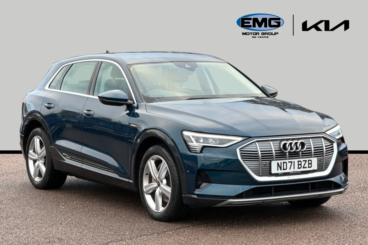 Main listing image - Audi e-tron