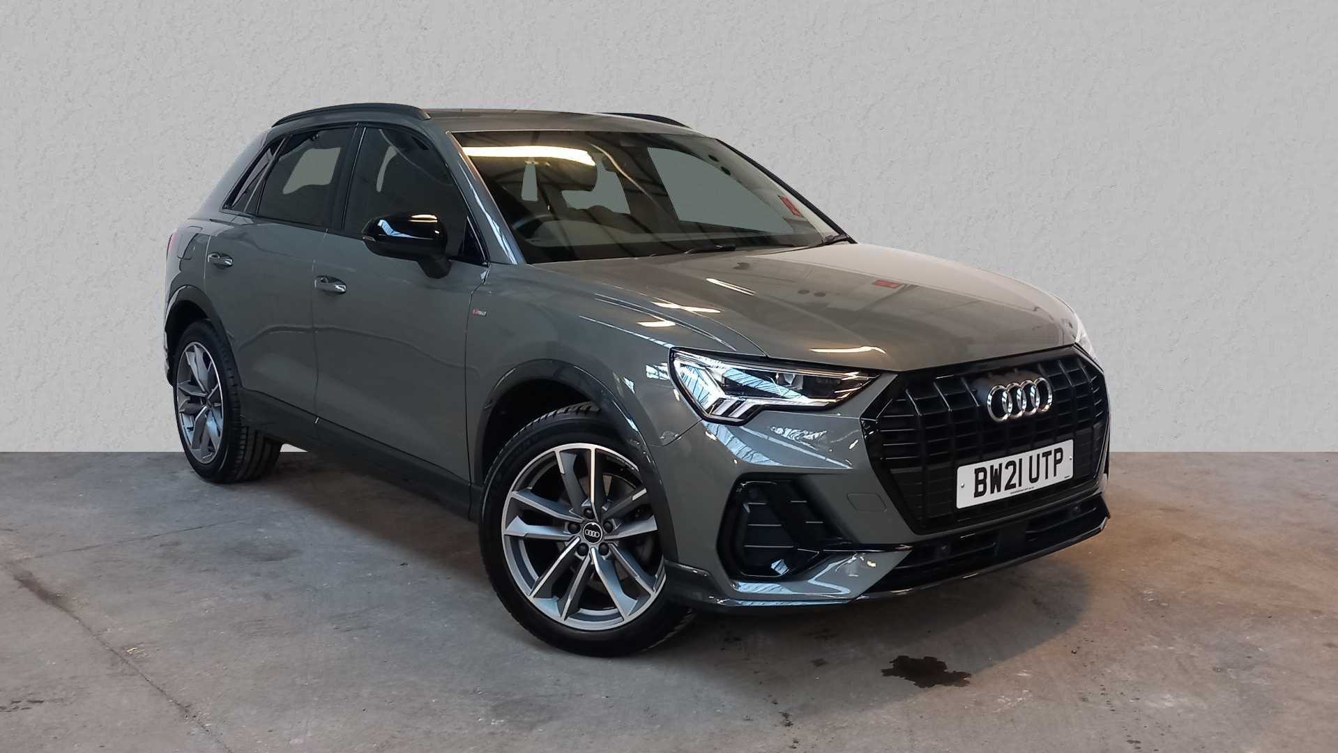 Main listing image - Audi Q3