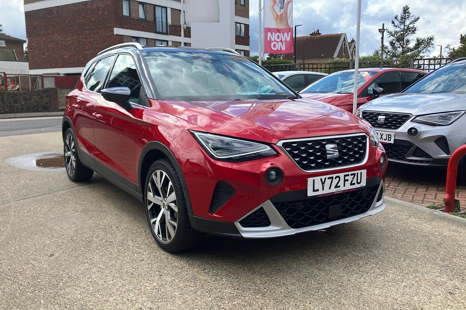Main listing image - SEAT Arona