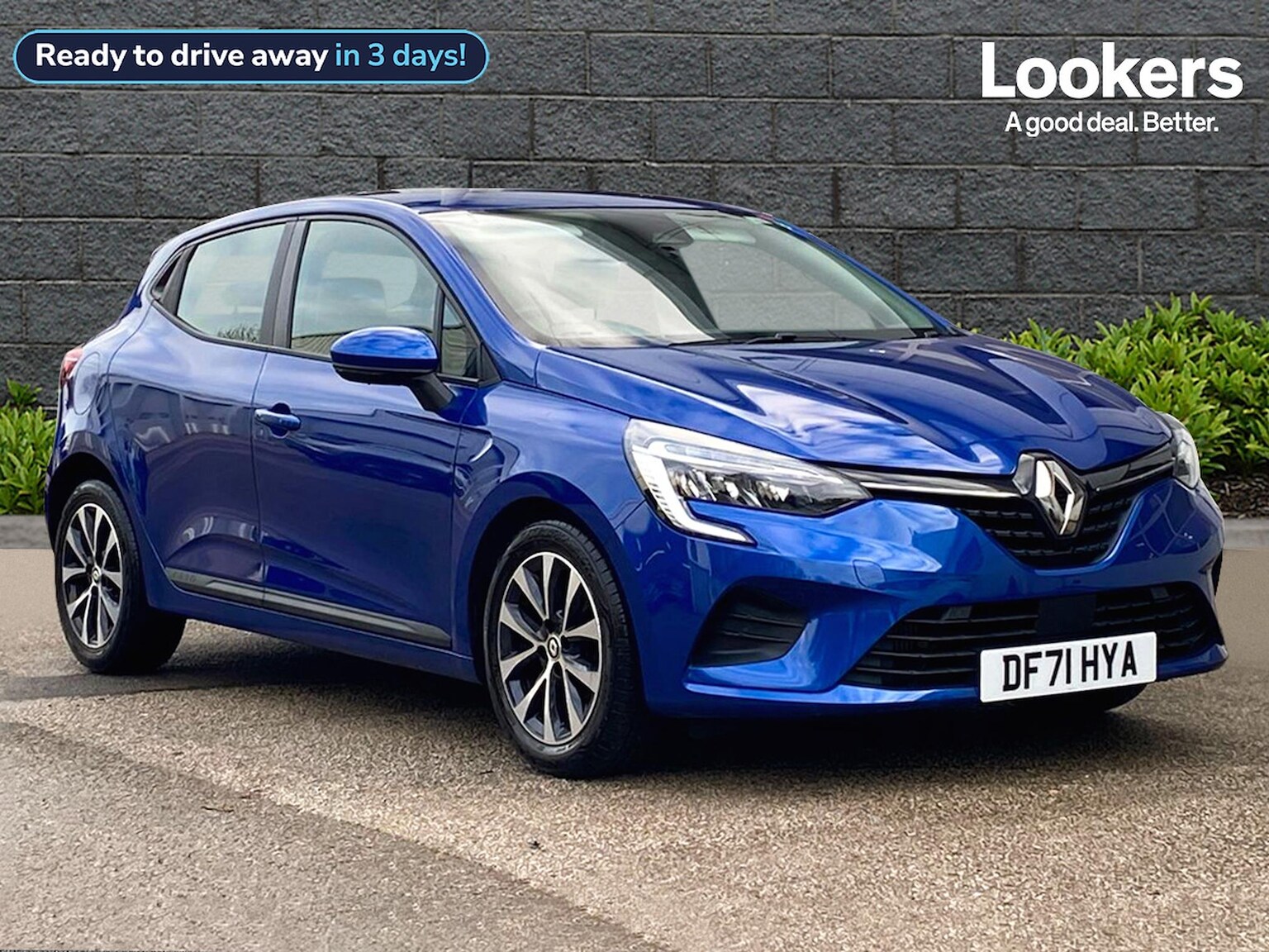 Main listing image - Renault Clio