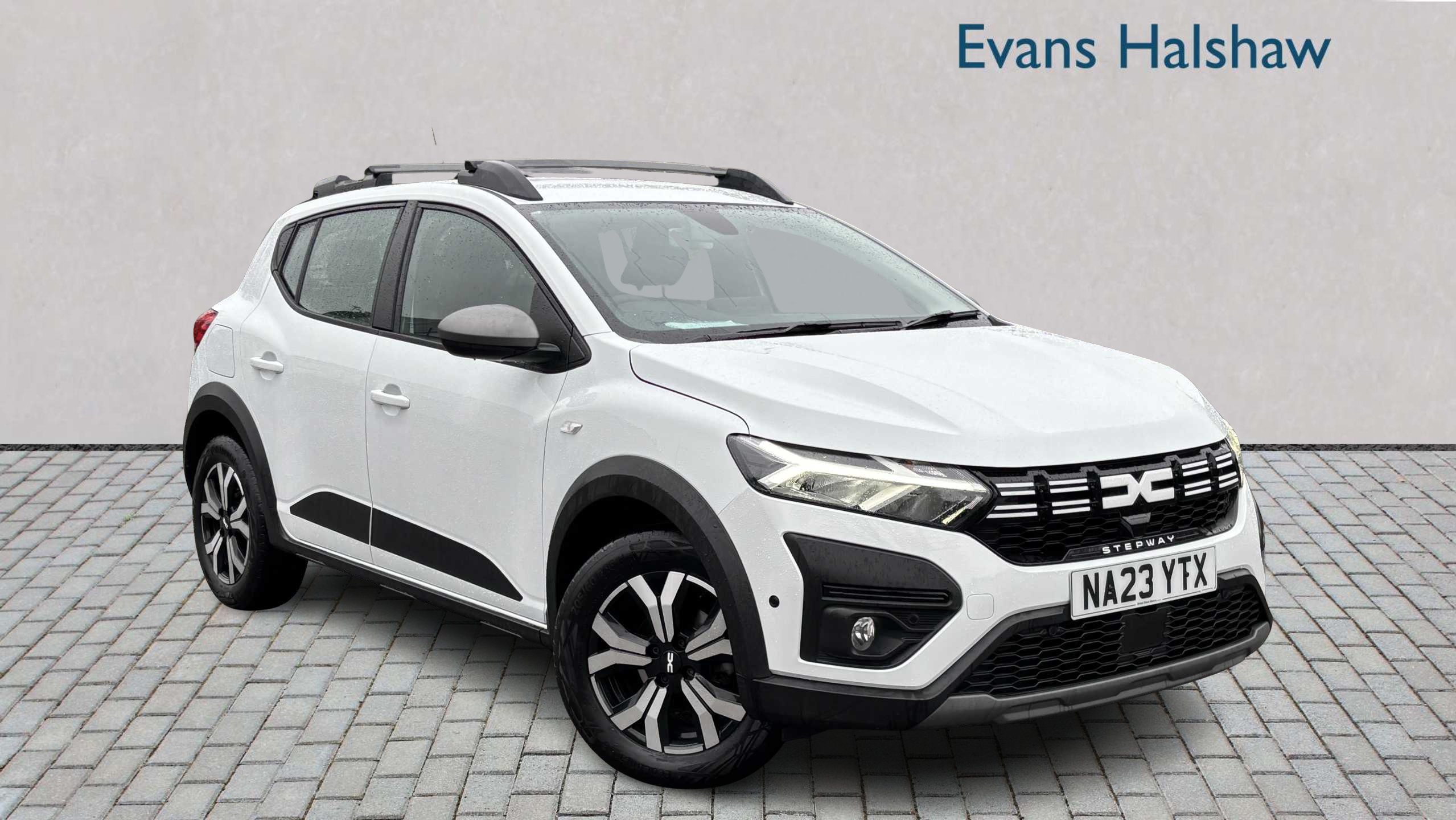 Main listing image - Dacia Sandero Stepway