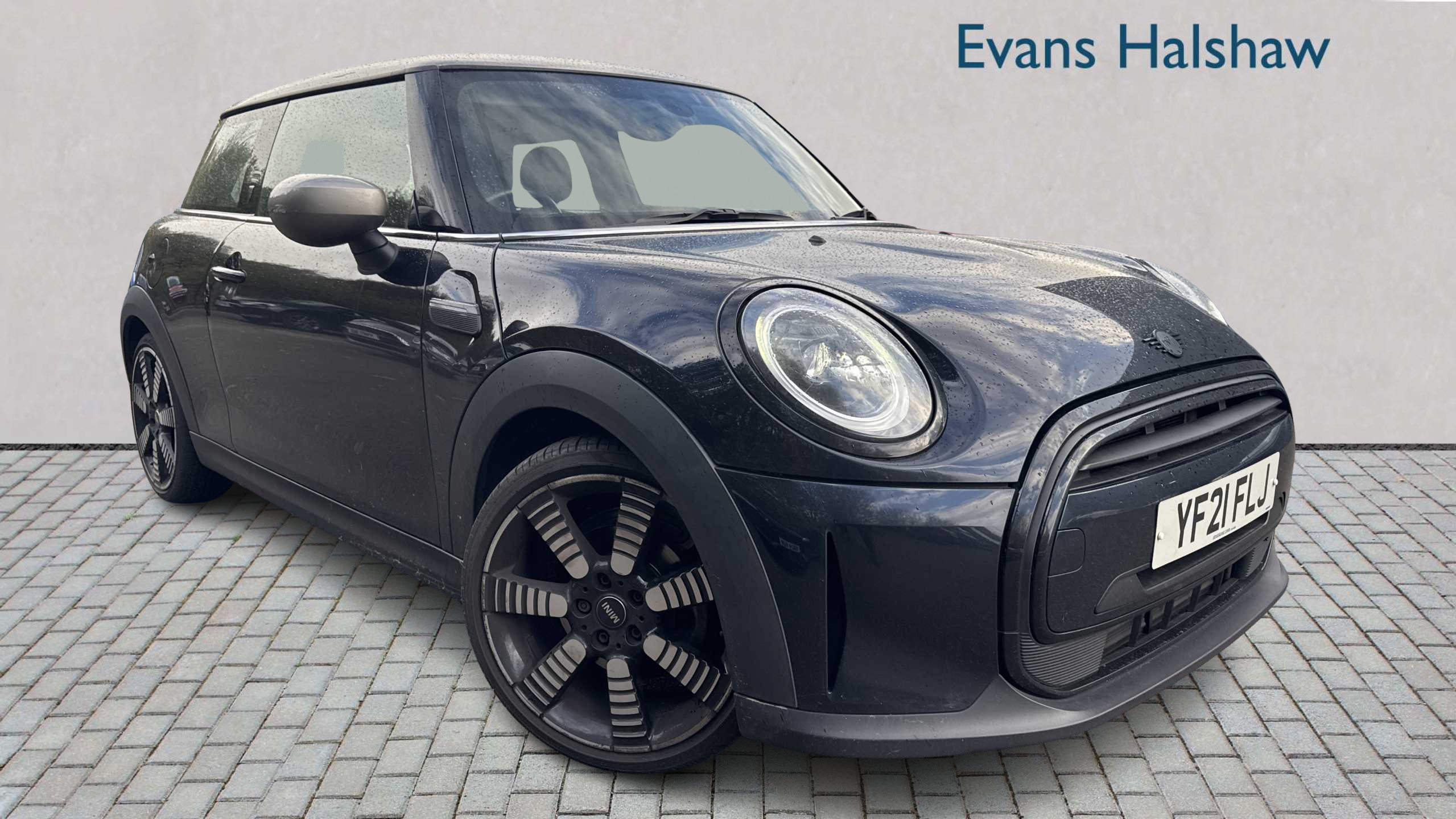 Main listing image - MINI Hatchback