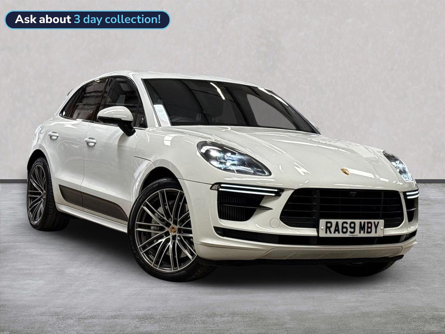 Main listing image - Porsche Macan