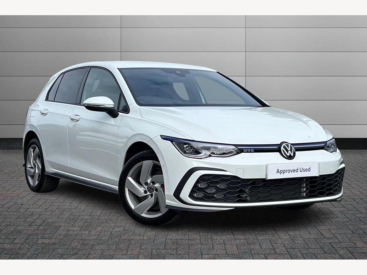 Main listing image - Volkswagen Golf GTE