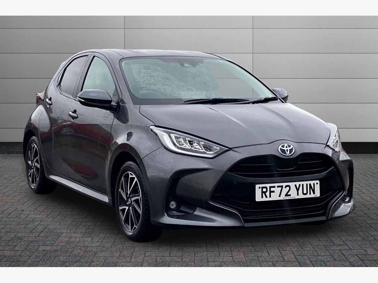 Main listing image - Toyota Yaris