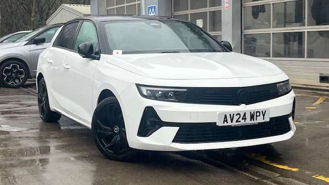 Main listing image - Vauxhall Astra