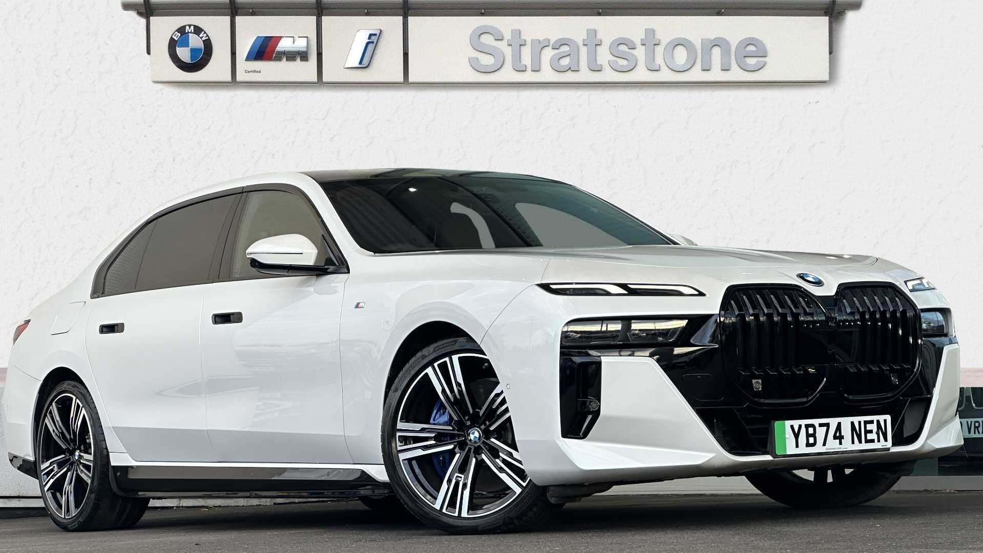 Main listing image - BMW i7