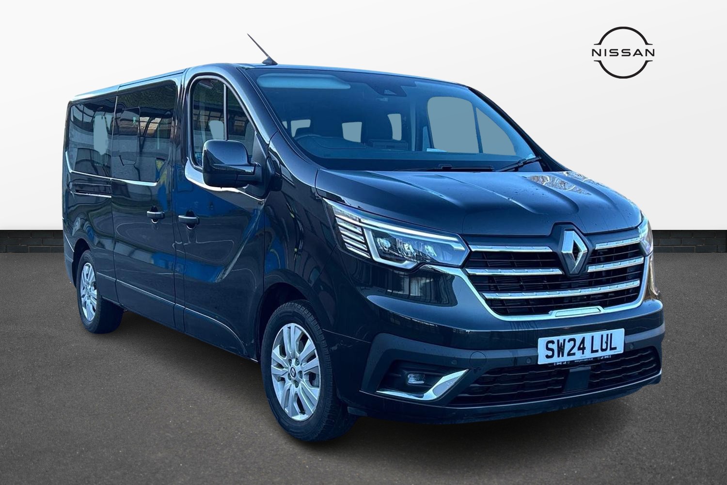 Main listing image - Renault Trafic