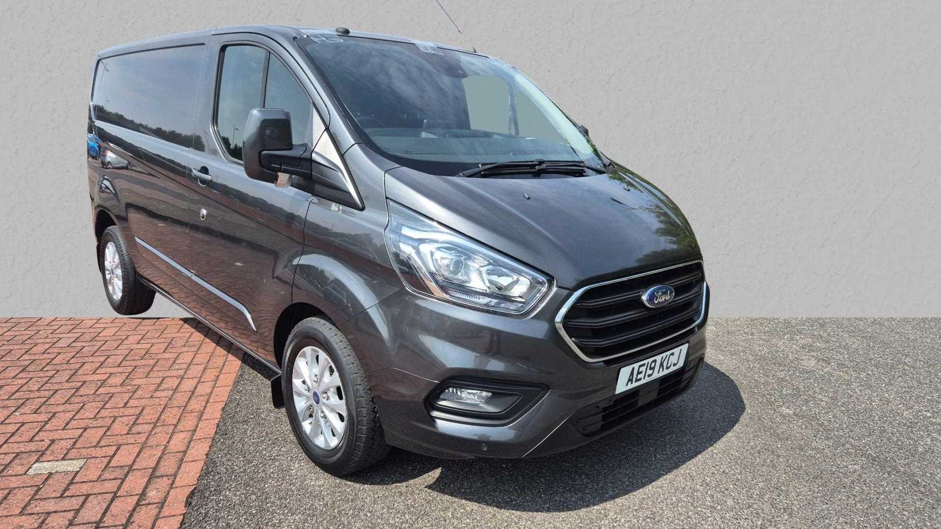 Main listing image - Ford Transit Custom