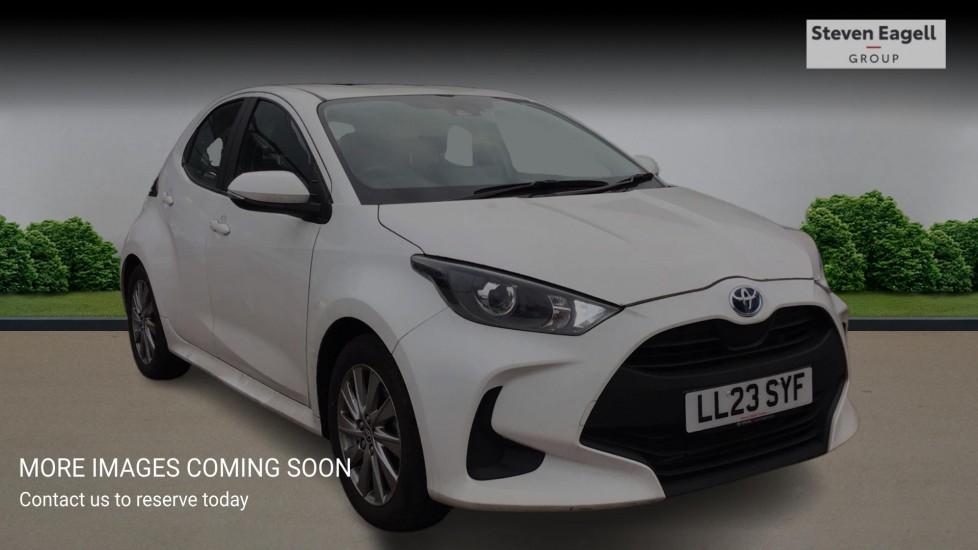 Main listing image - Toyota Yaris