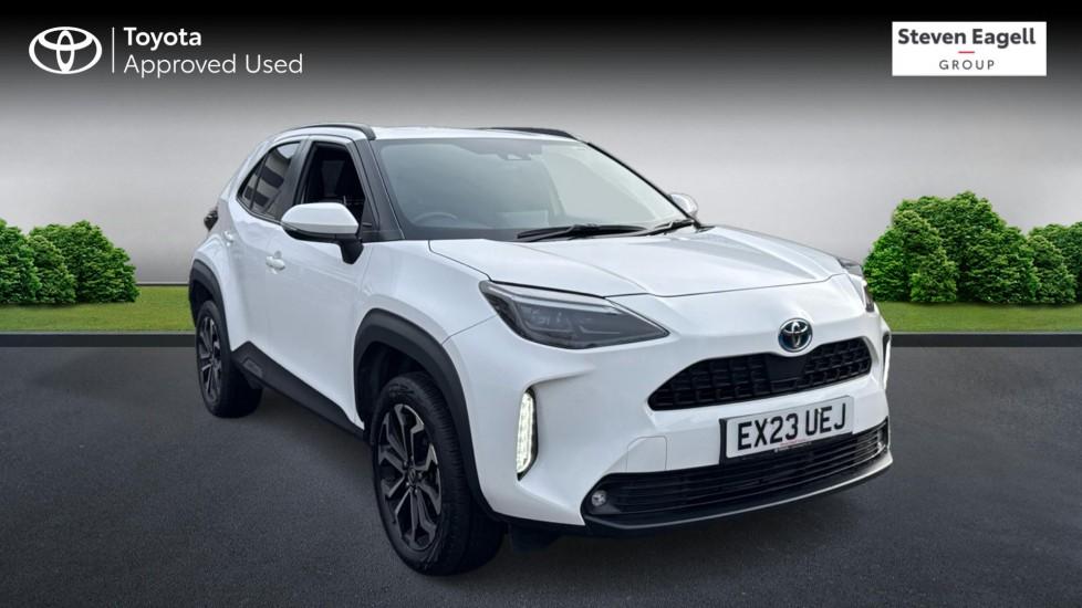 Main listing image - Toyota Yaris Cross