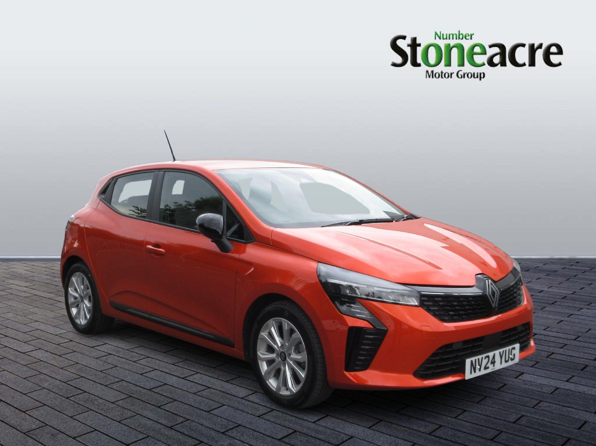 Main listing image - Renault Clio