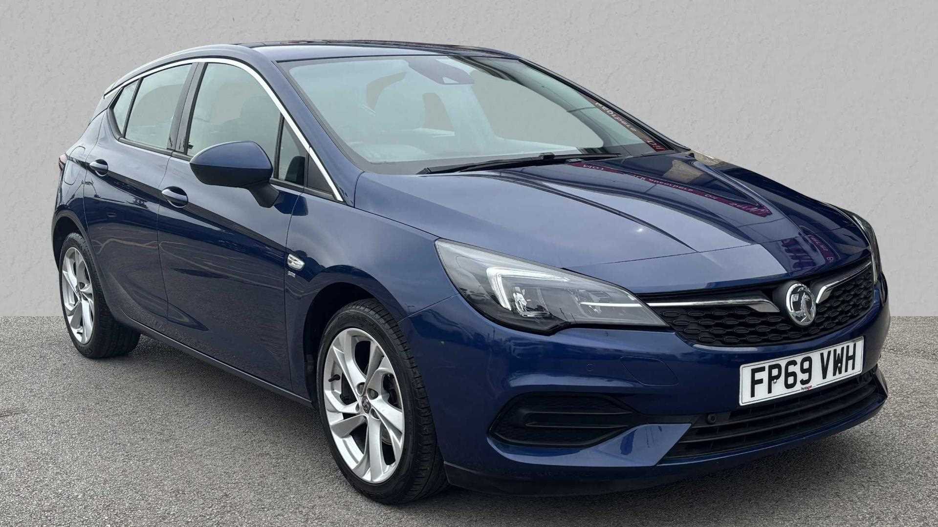 Main listing image - Vauxhall Astra