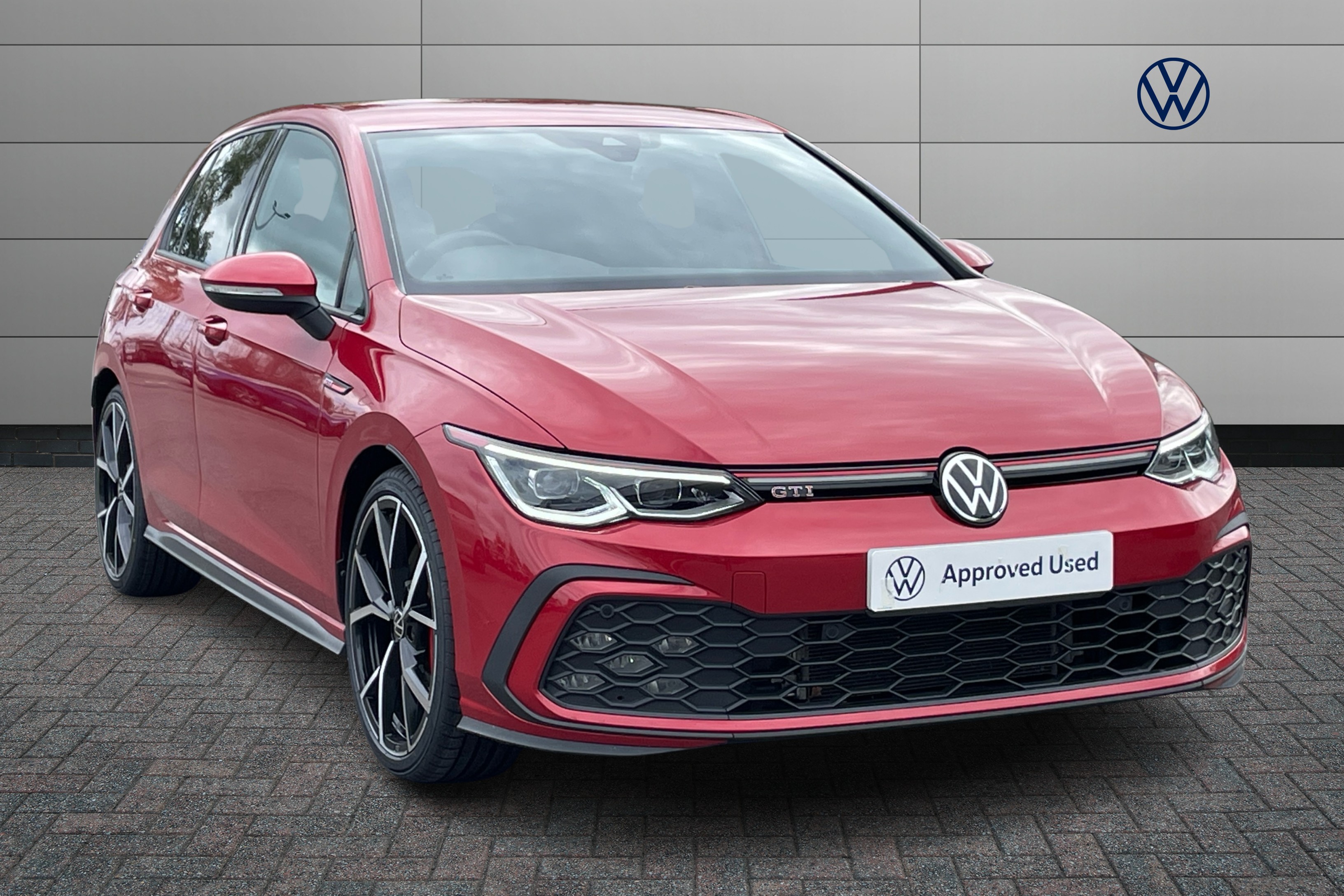 Main listing image - Volkswagen Golf