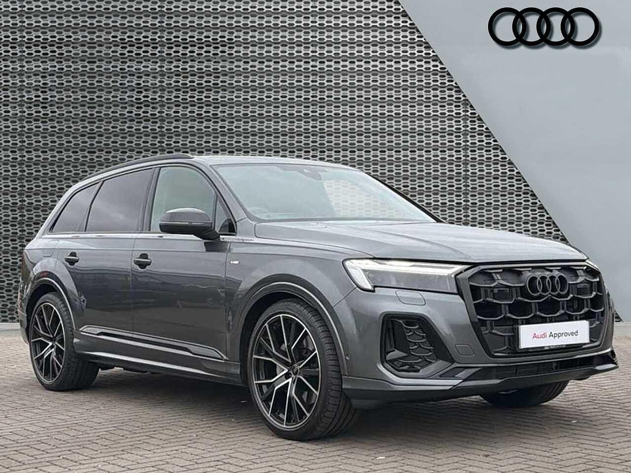 Main listing image - Audi Q7