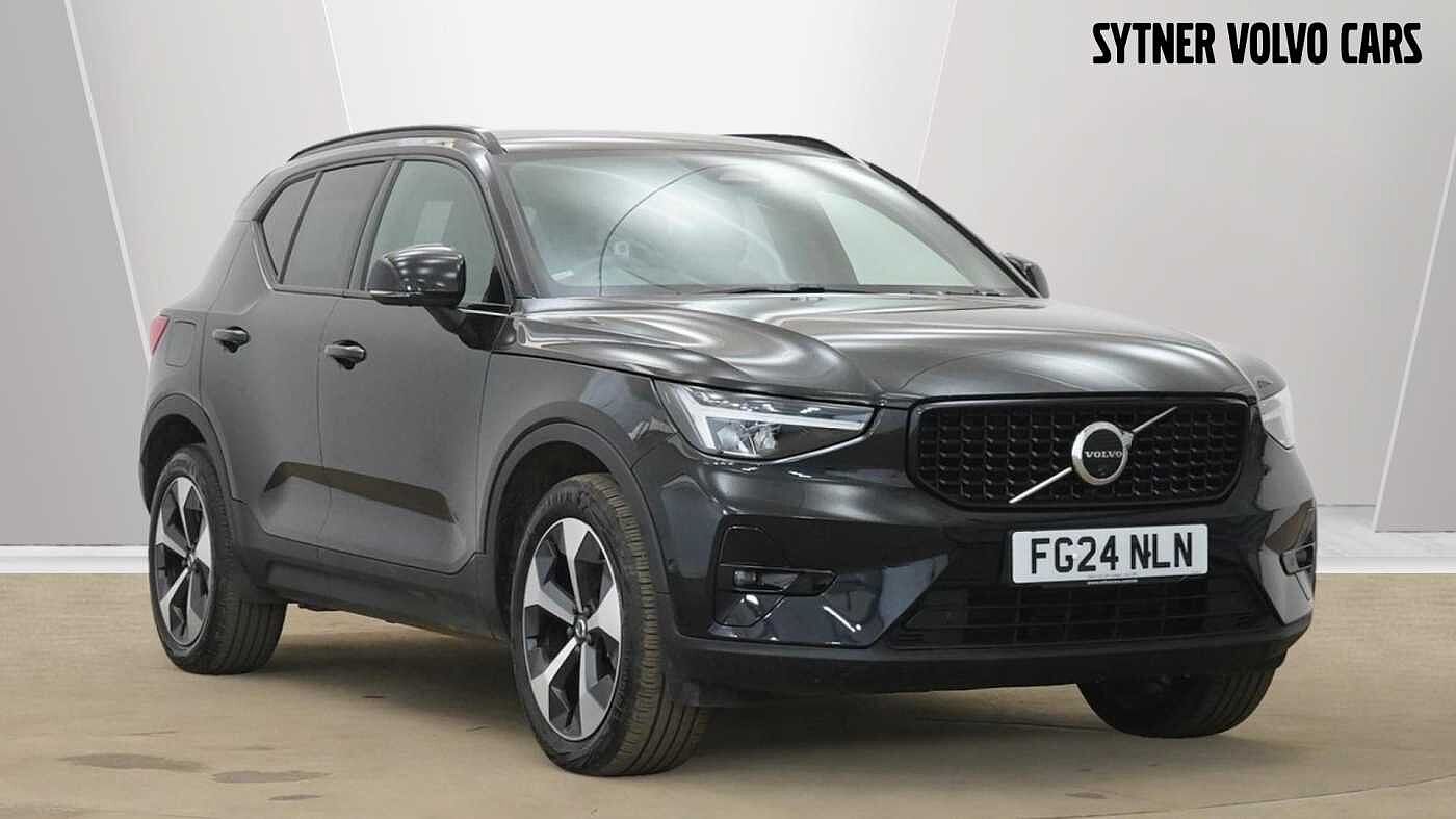 Main listing image - Volvo XC40