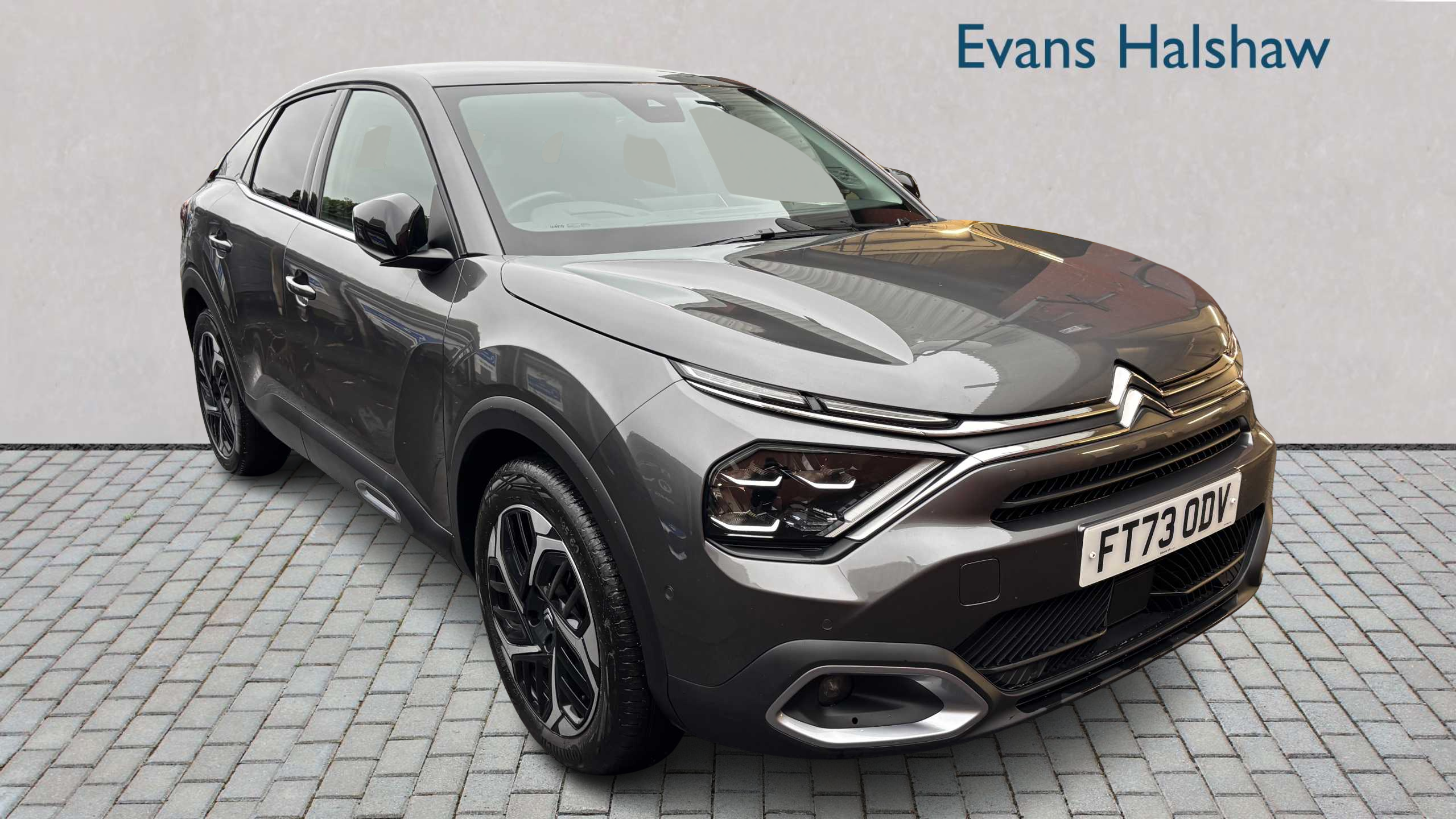 Main listing image - Citroen C4