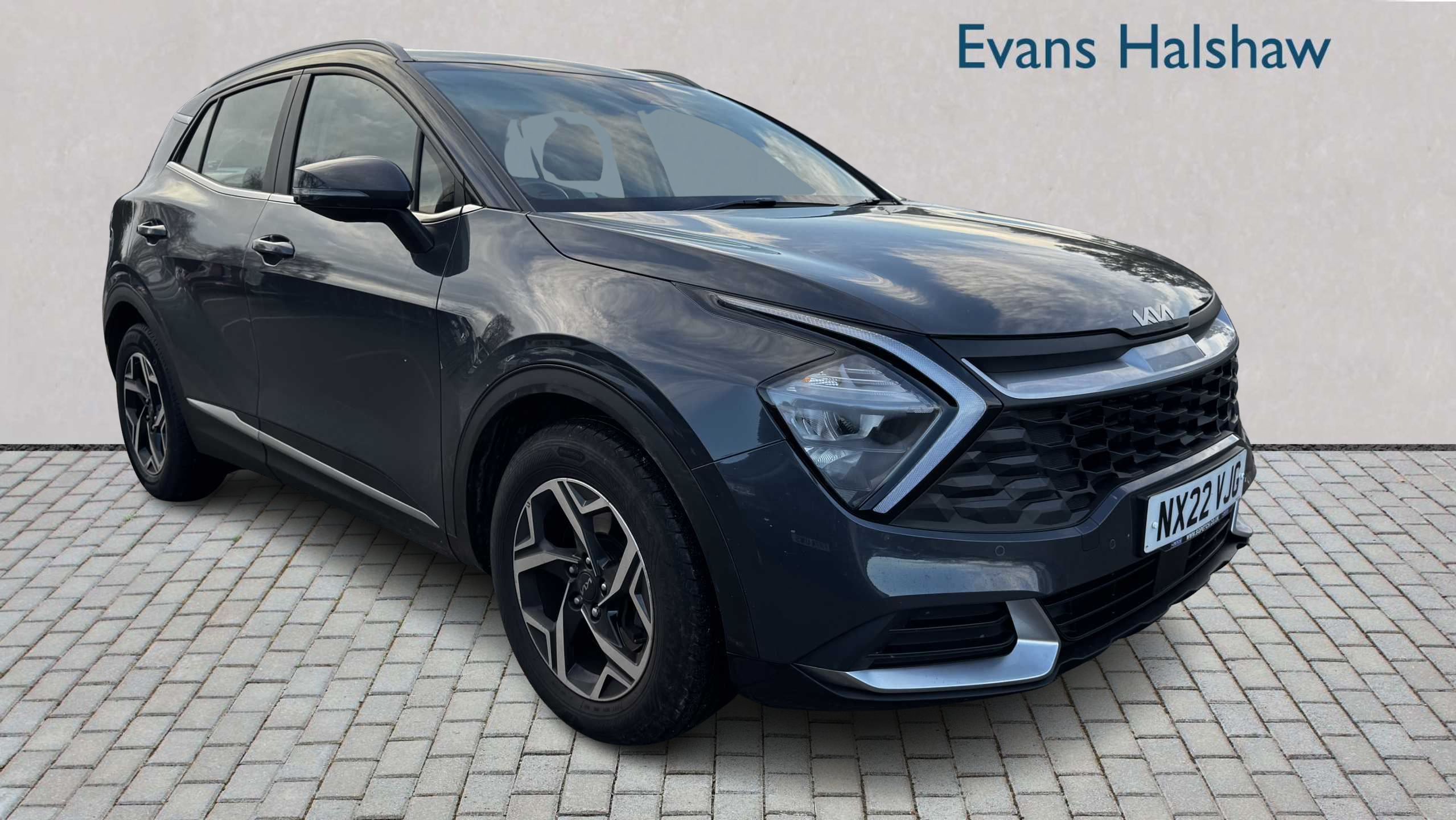 Main listing image - Kia Sportage