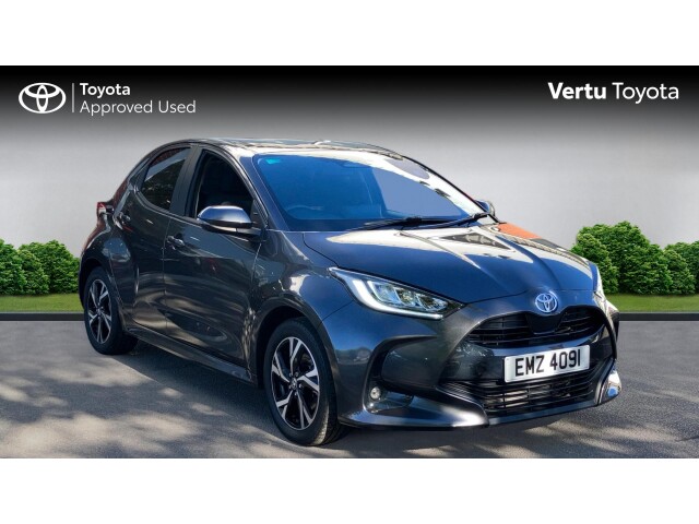Main listing image - Toyota Yaris